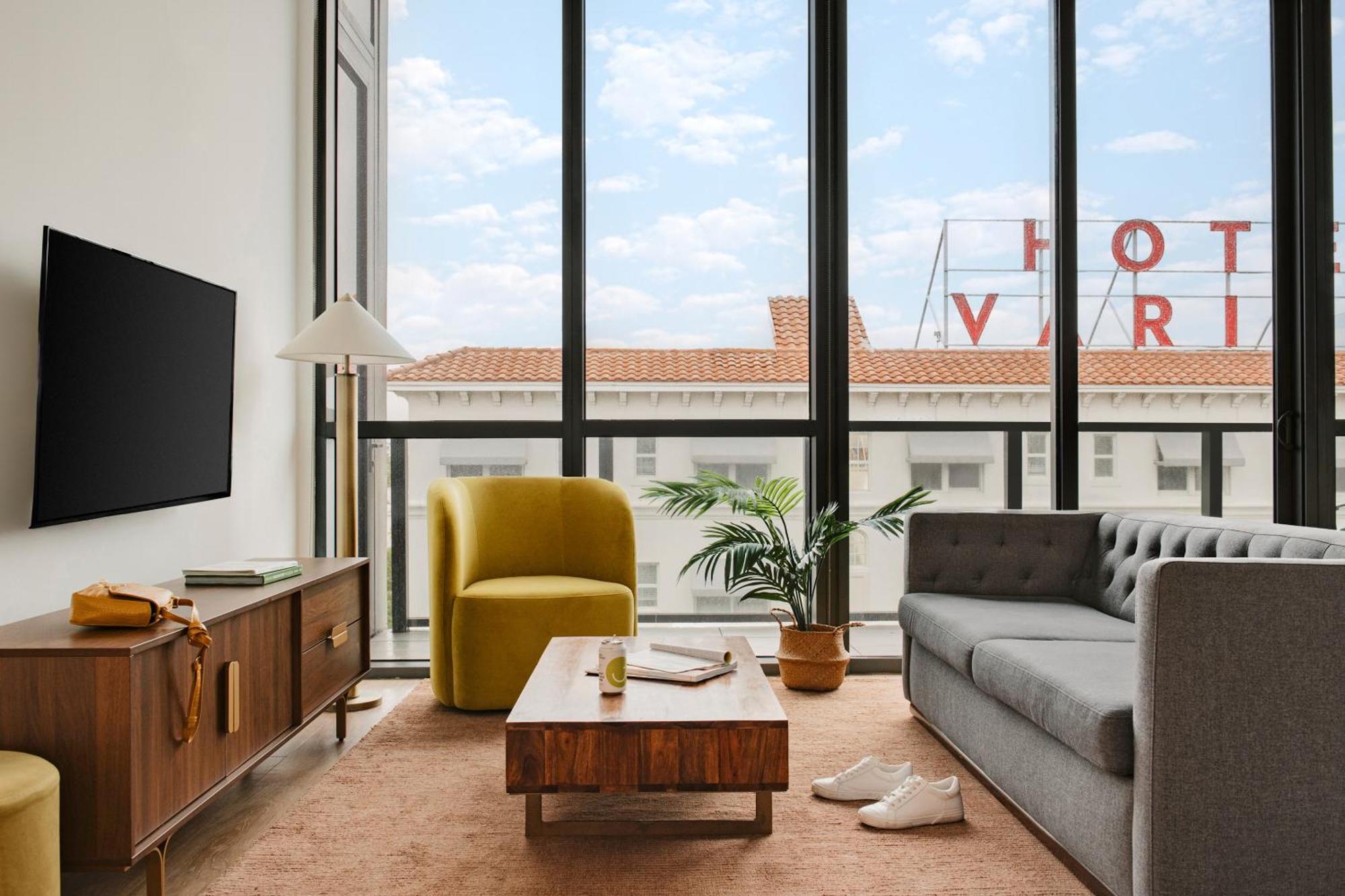 Apartamento de 1 dormitorio con balcón